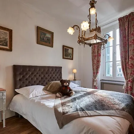 بيت للعطل La Casa Consuelo ~ Piscine ~ Jardin ~ Centre *